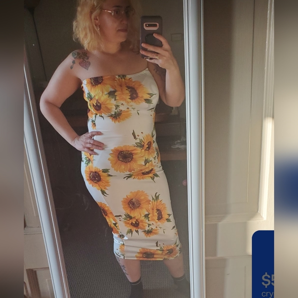 Popping Sunflower Maxi Dress